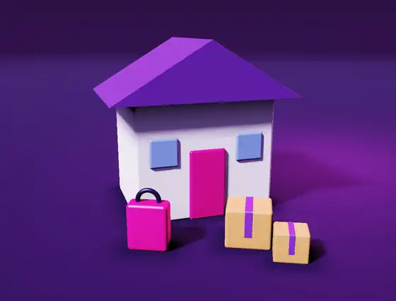 Casa con paquetes de compras online en la puerta
